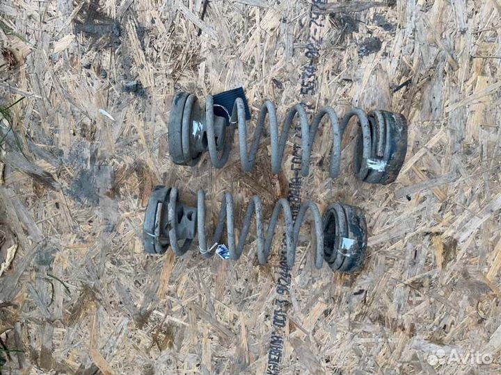 Пружина подвески (пара) задняя Hyundai Poni G4DJ