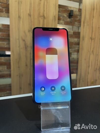 iPhone Xs Max, 64 ГБ