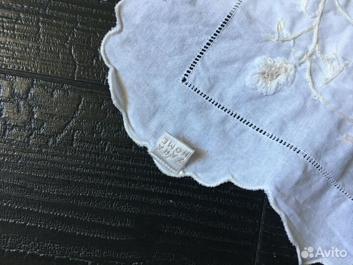 Салфетка с мережкой и вышивкой, Zara Home