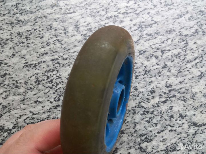 Колесо для самоката