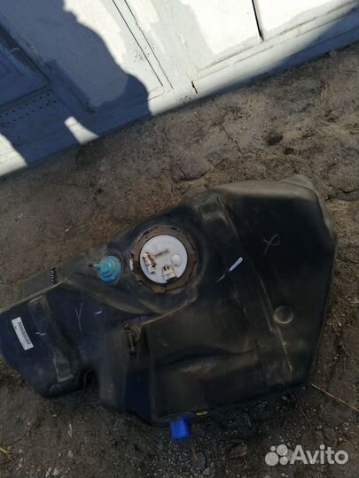 Бензобак с Opel Astra H