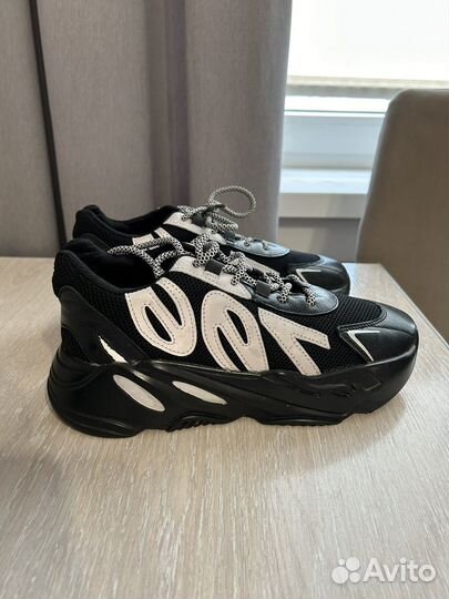 Кроссовки adidas 39 размер