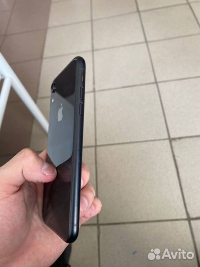 iPhone Xr, 128 ГБ