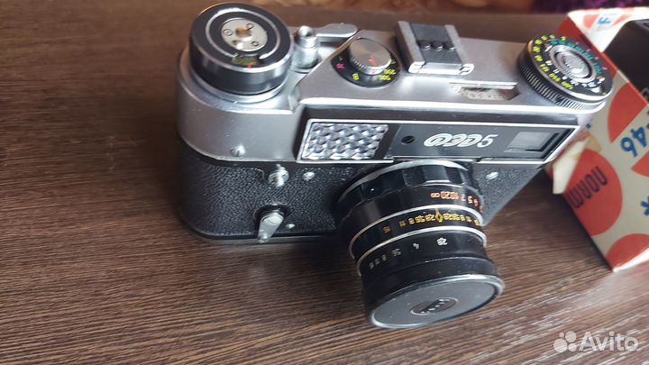 Пленочный фотоаппарат фэд-5 В состоянии нового