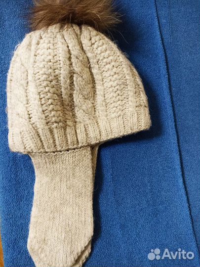 Шапка зимняя для девочки с помпоном