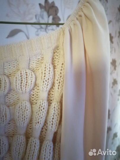 Топ вязаный