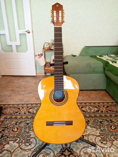 Классическая гитара Yamaha Y-C80