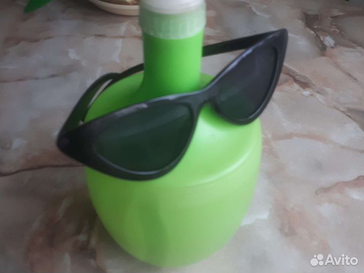 Очки черные кошачий глаз