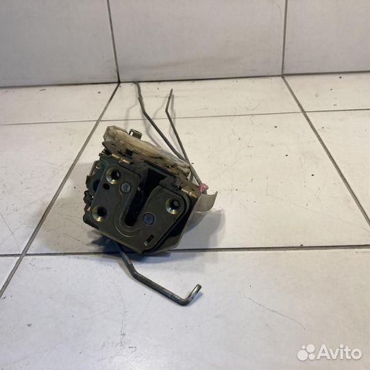 Замок двери задней правой Subaru Impreza 2 GD GG G