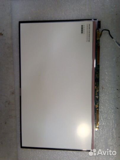 Матрицы для ноутбуков и мониторов в ассортименте