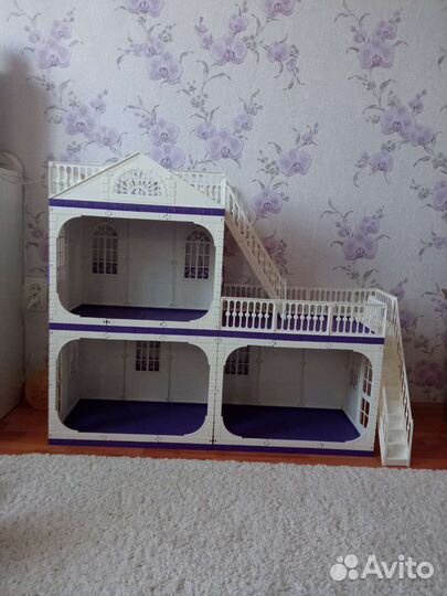 Домик кукольный