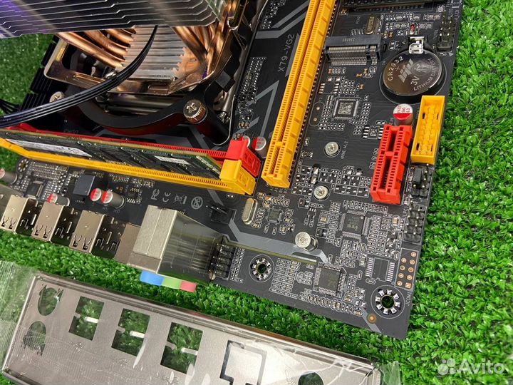 Xeon e5 2689 + 16GB озу комплект