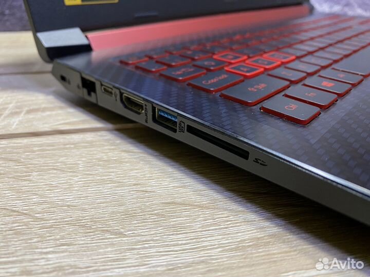Ноутбук 15.6 Acer Nitro 5 игровой