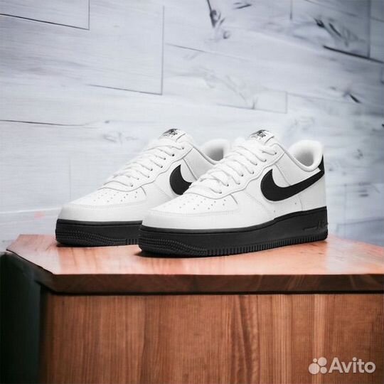 Nike Air Force 1 White-Black (44р)