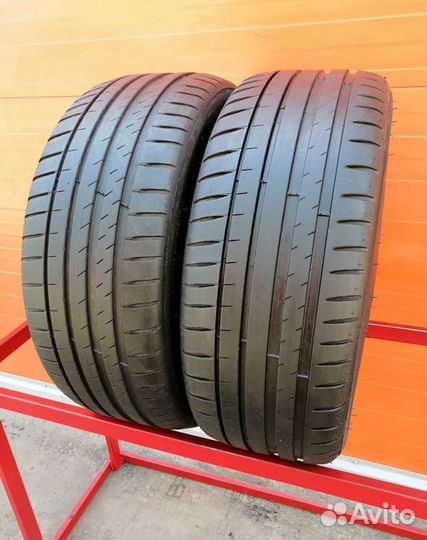 Michelin Pilot Sport 4 235/45 R18 100W