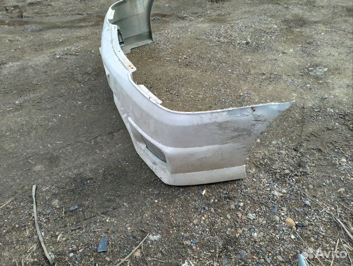 Бампер передний nissan wingroad