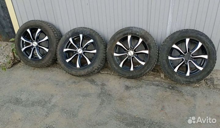 Nokian Tyres Hakkapeliitta 7 185/65 R15 92T