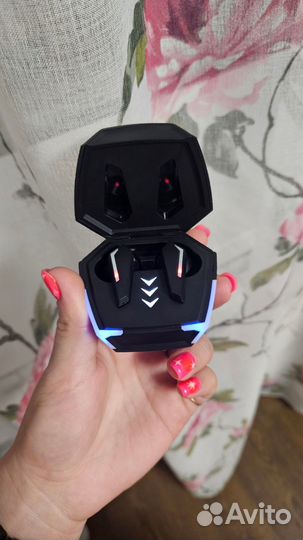 Новые беспроводные наушники