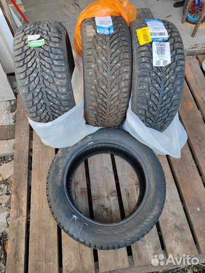 Nokian Tyres Hakkapeliitta 9 245/50 R18 100T