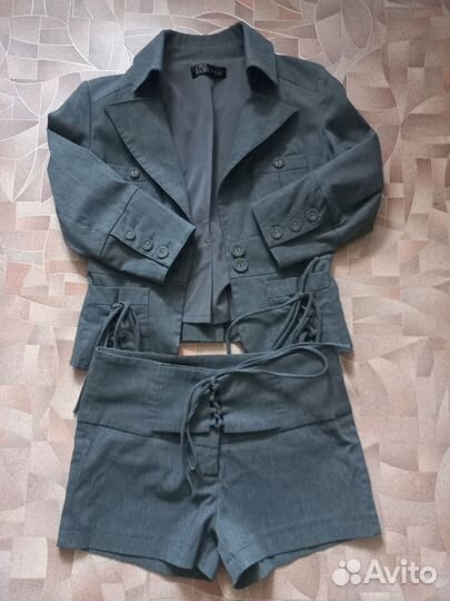 Женские вещи, размер 44-46. Бесплатно