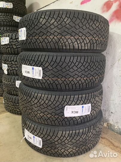 Nokian Tyres Hakkapeliitta R5 SUV 275/50 R22 115R