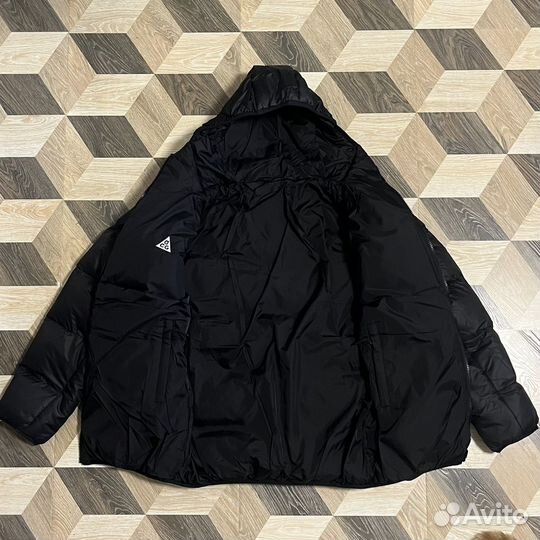 Пуховик nike acg