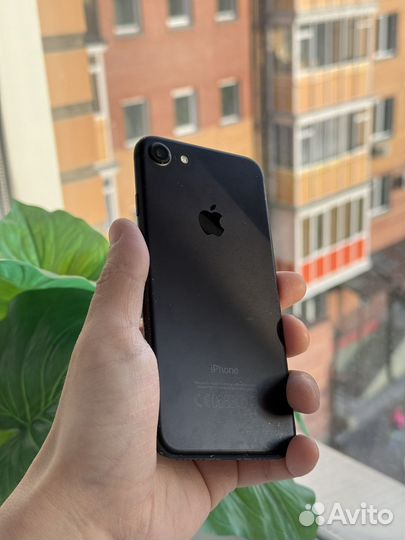 iPhone 7, 32 ГБ