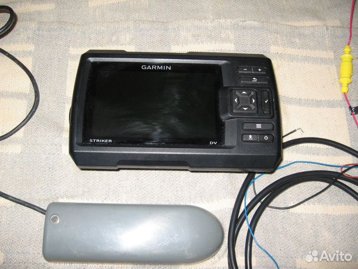 Эхолот Garmin Striker 5dv