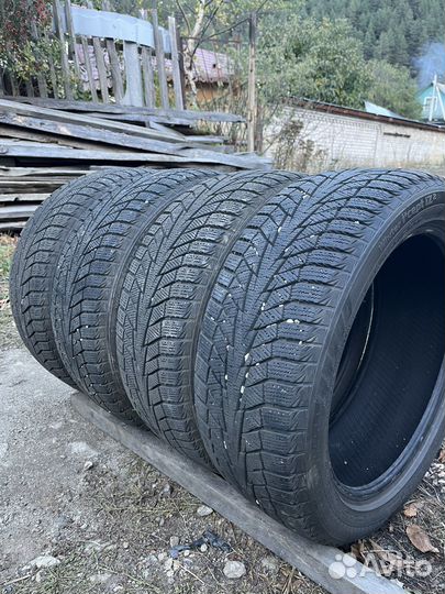 Winter Tact UG 4 205/50 R17