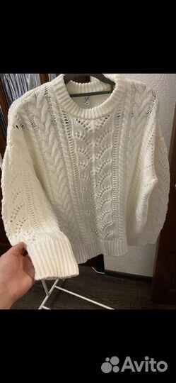 Свитер