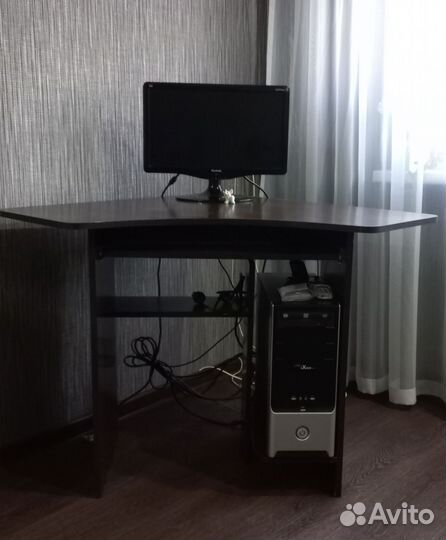 Компьютерный стол бу