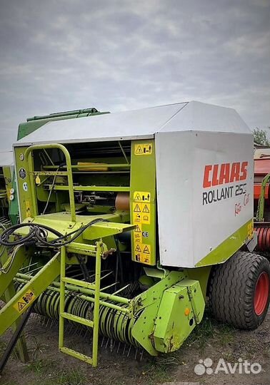 Пресс-подборщик Claas Rollant, 2005