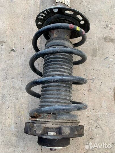 Стойка подвески передняя Volkswagen Touran 1.4 CAV