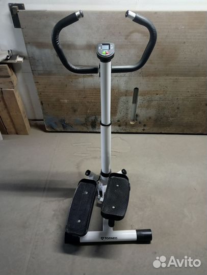 Тренажер степпер torneo