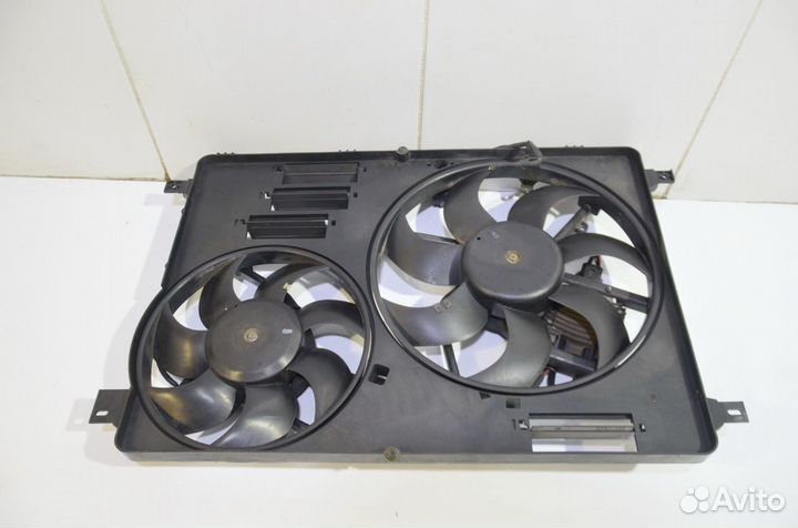 Вентилятор радиатора Range Rover Evoque L538 2.0L