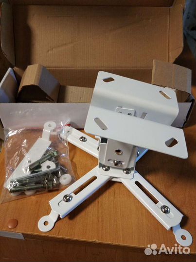 Крепление потолочное для проектора, кронштейн