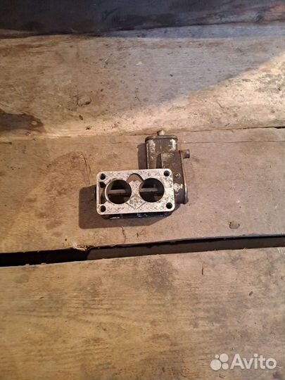Газ-52,53 подставка под карбюратор