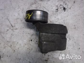 Натяжитель ремня Honda Accord 8