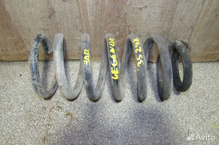 Пружина задняя Honda Legend 4