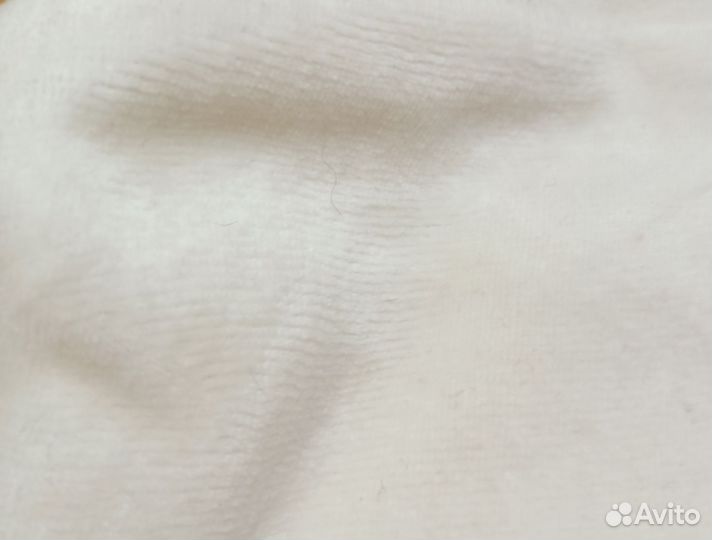 Подушка детская из латекса в велюровом чехле