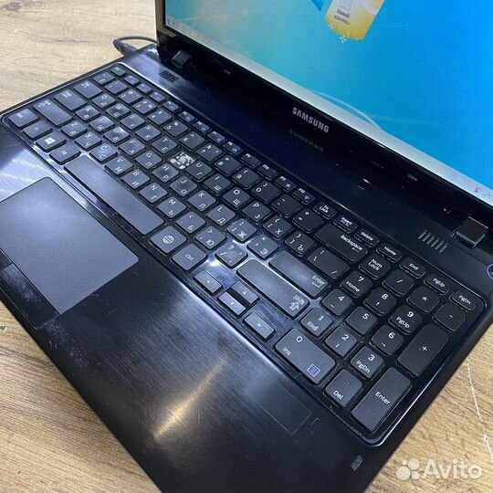 Ноутбук Samsung NP350E5C-S0RU