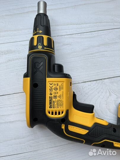 Шуруповерт Dewalt dcf 620