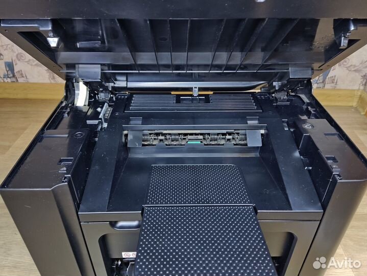 Мфу лазерное HP LaserJet Pro M1536dnf (3) Новый