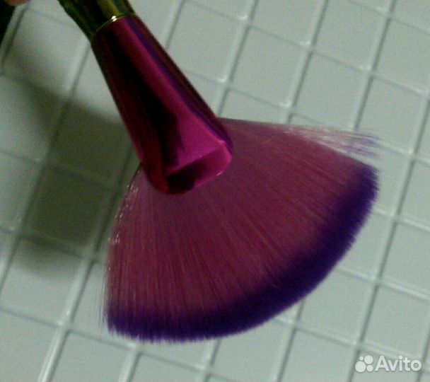 Кисть для макияжа русалка