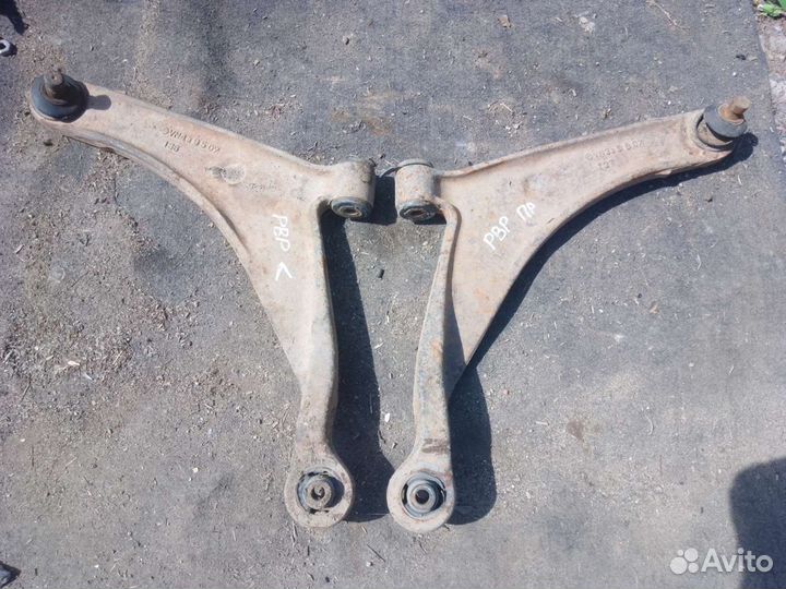 Рычаг передний Mitsubishi RVR n74