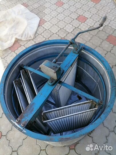 Медогонка 4 рамочная