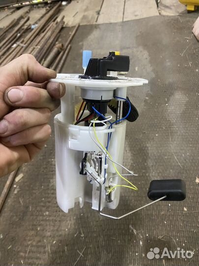 Бензонасос