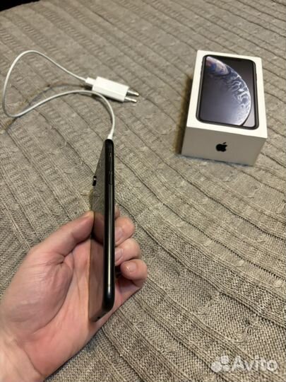 iPhone Xr, 64 ГБ