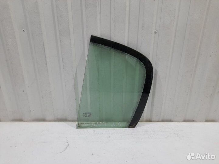 Стекло двери задней левой (форточка) Renault