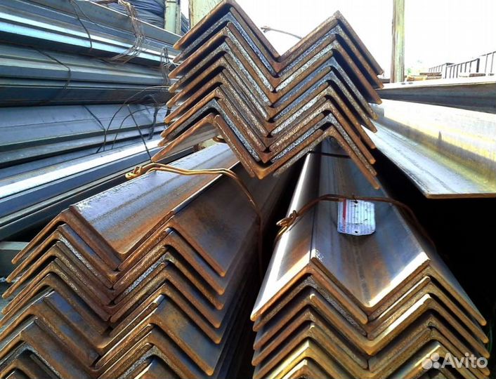 Уголок стальной